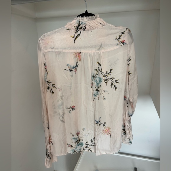 JOIE Elzie 100% Silk Button-Up Blouse In Floral Print - Picture 3 of 6